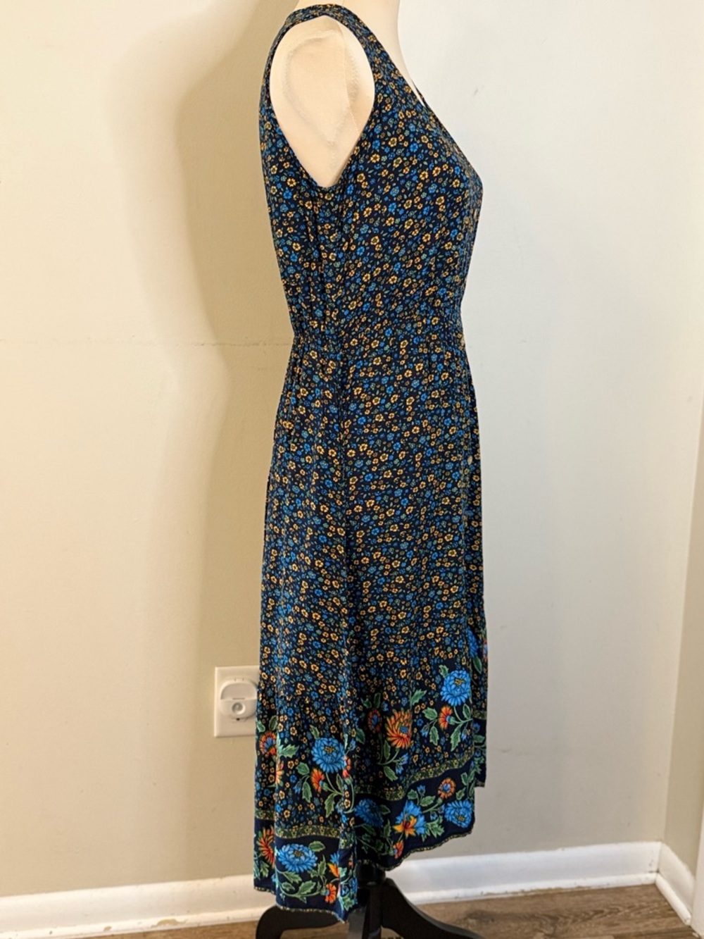 Temofon ditsy multi floral pattern sleeveless midi dress SZ M - Picture 2 of 13